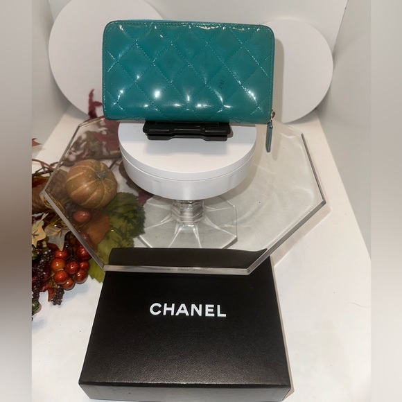 Chanel Quilted Patent Leather Zip Around Wallet Turquoise - Picture 14 of 14